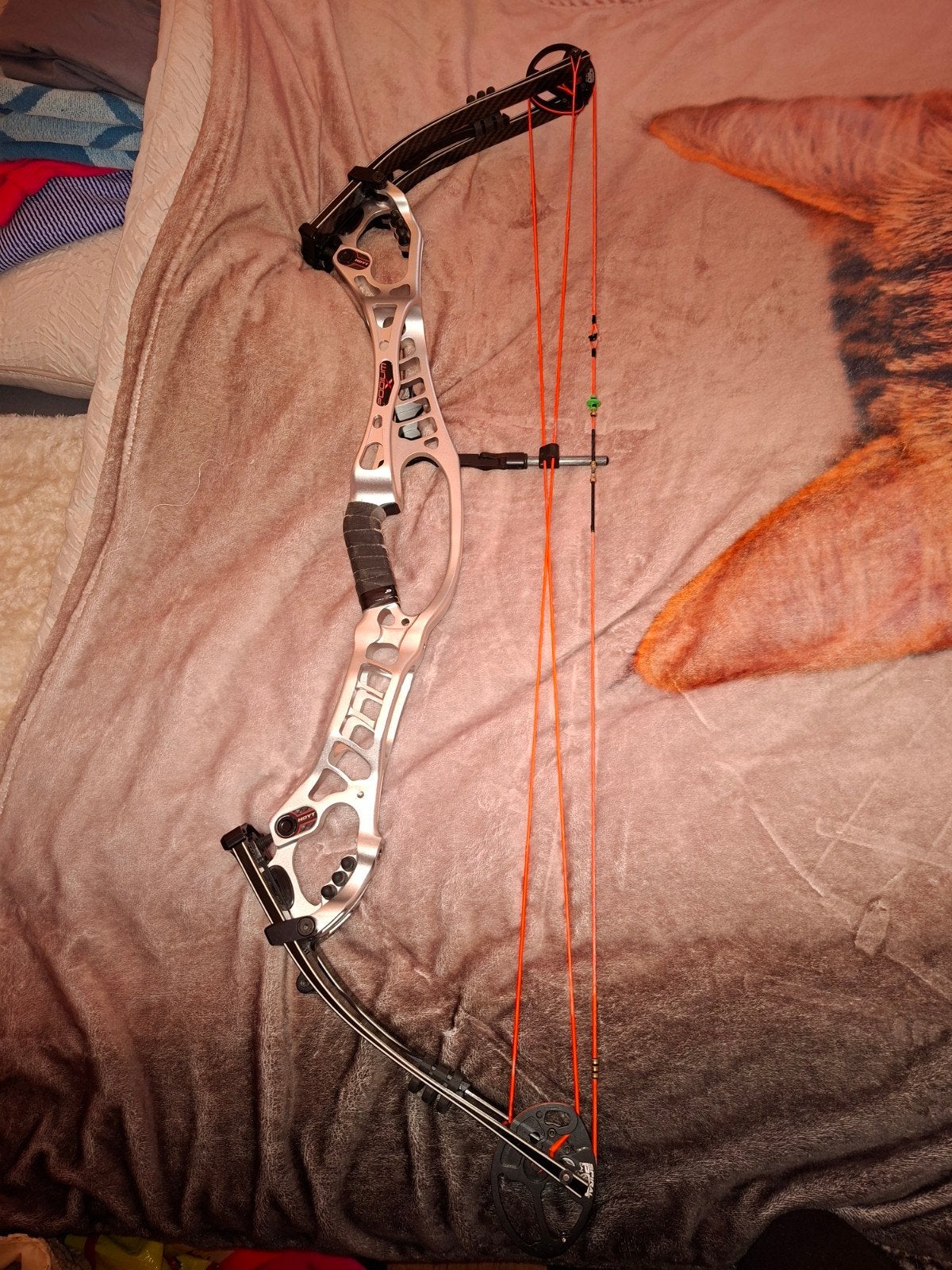hoyt podium RH, Ophalen, Gebruikt, Compoundboog