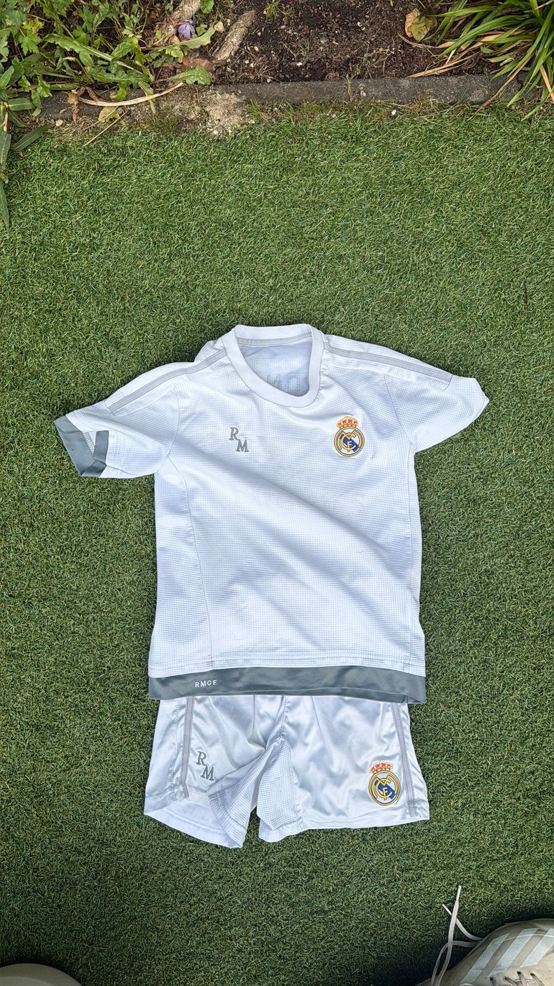 Voetbaltenue Real Madrid maat XS, Maat XS of kleiner, Ophalen, Gebruikt, Shirt