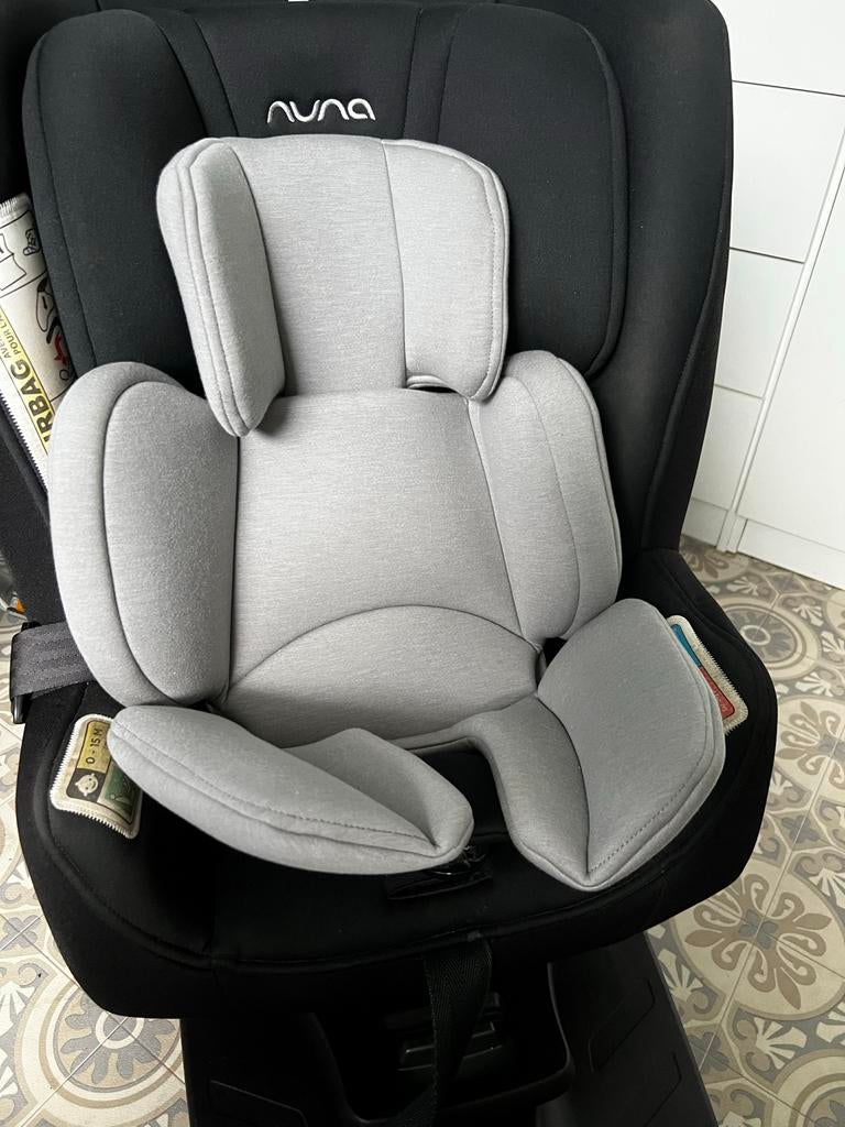 Nuna Prym autostoel met verkleiner, goede staat, tot 4 jaar, Overige merken, 0 t/m 18 kg, Verstelbare rugleuning, Ophalen of Verzenden