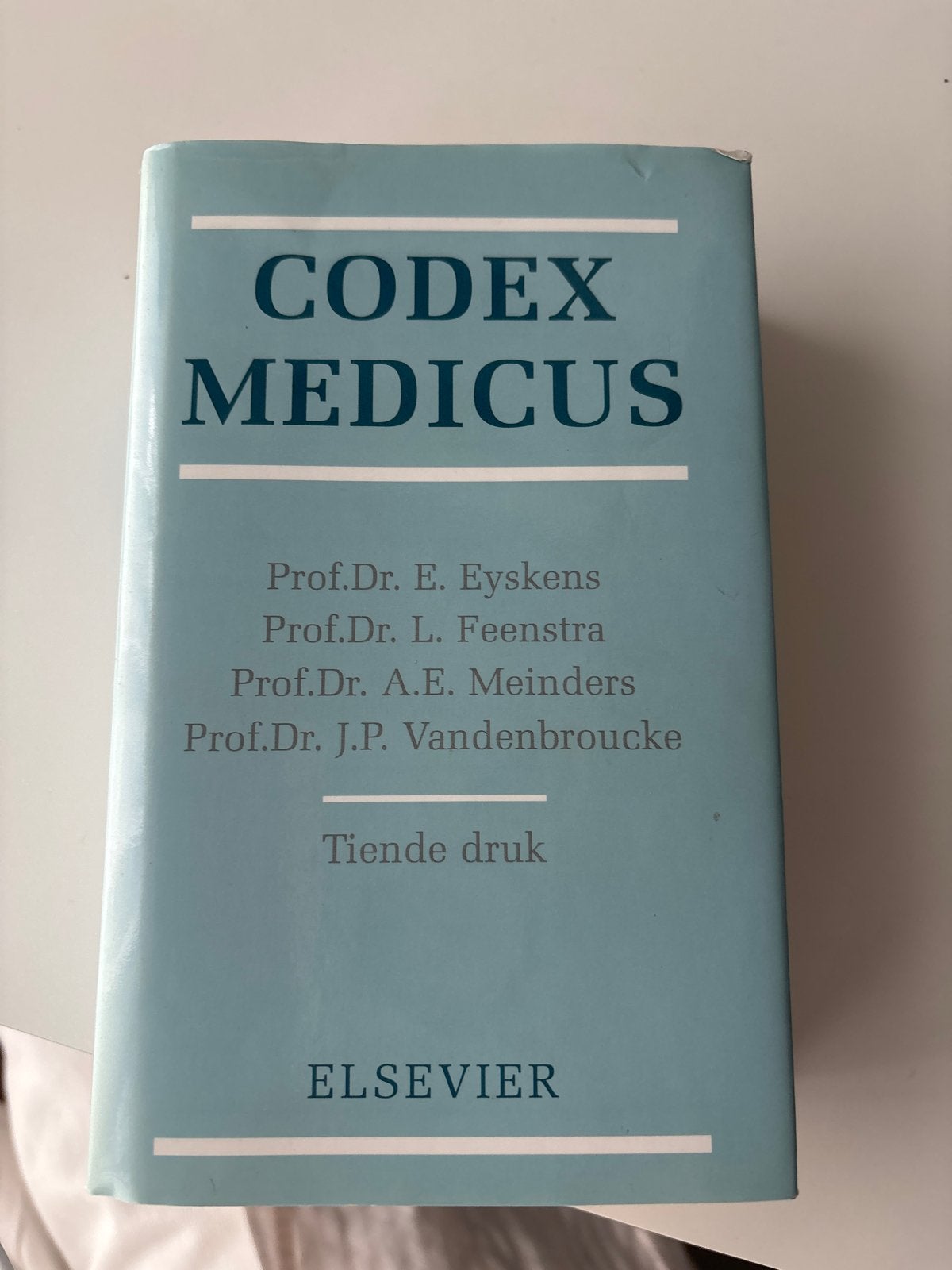 Codex Medicus - Tiende Druk - Medisch Naslagwerk, Boeken, Ophalen of Verzenden, Beta, Zo goed als nieuw, WO