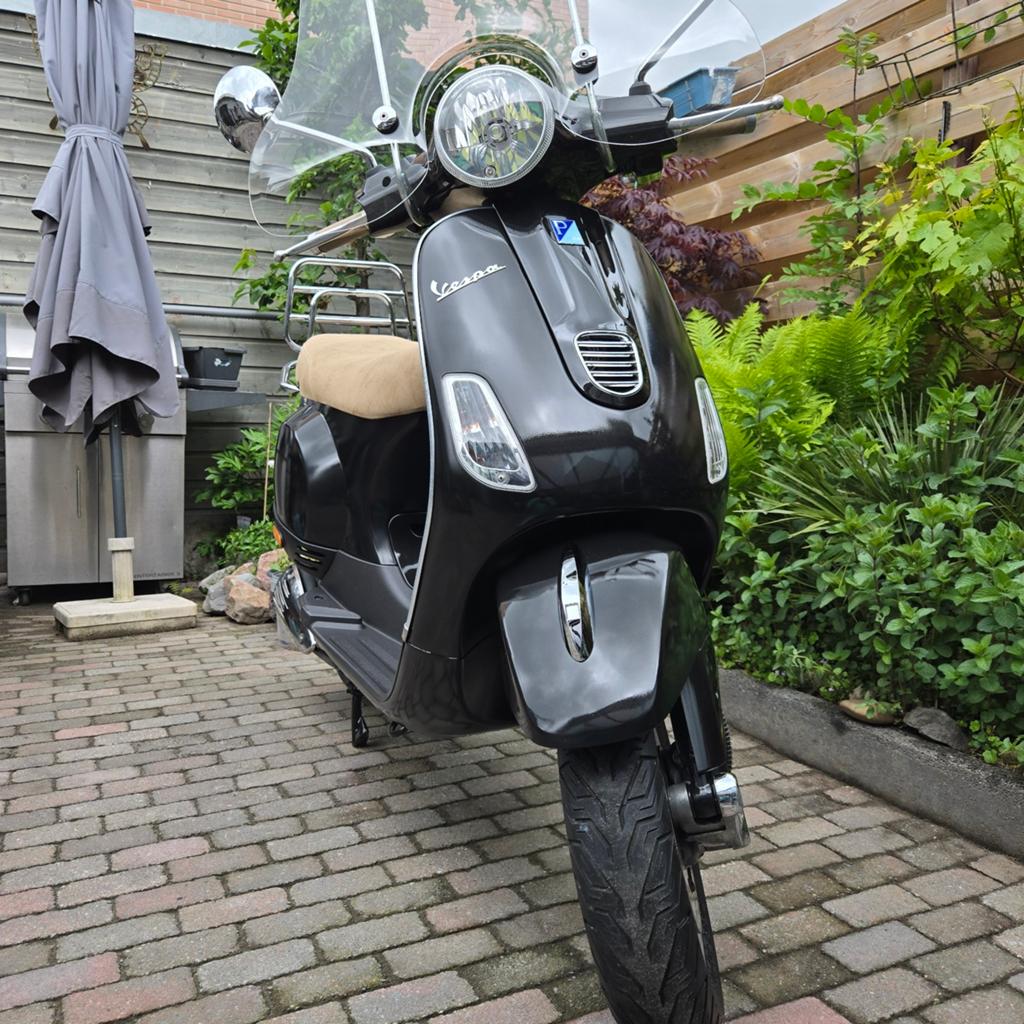 Vespa LX50 Mooie scooter, Fietsen en Brommers, Scooters | Vespa, Zo goed als nieuw, Vespa LX, Maximaal 25 km/u, Benzine, Ophalen