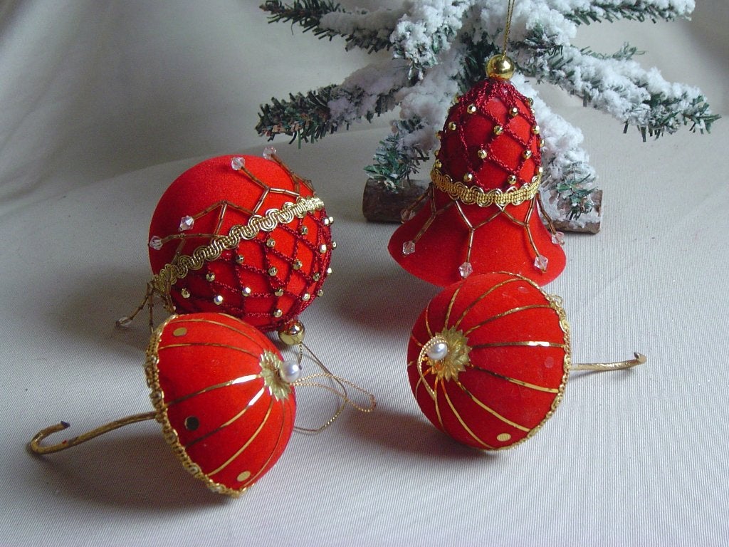 Vintage rode kerstversiering parasol klok bal, Ophalen of Verzenden, Gebruikt