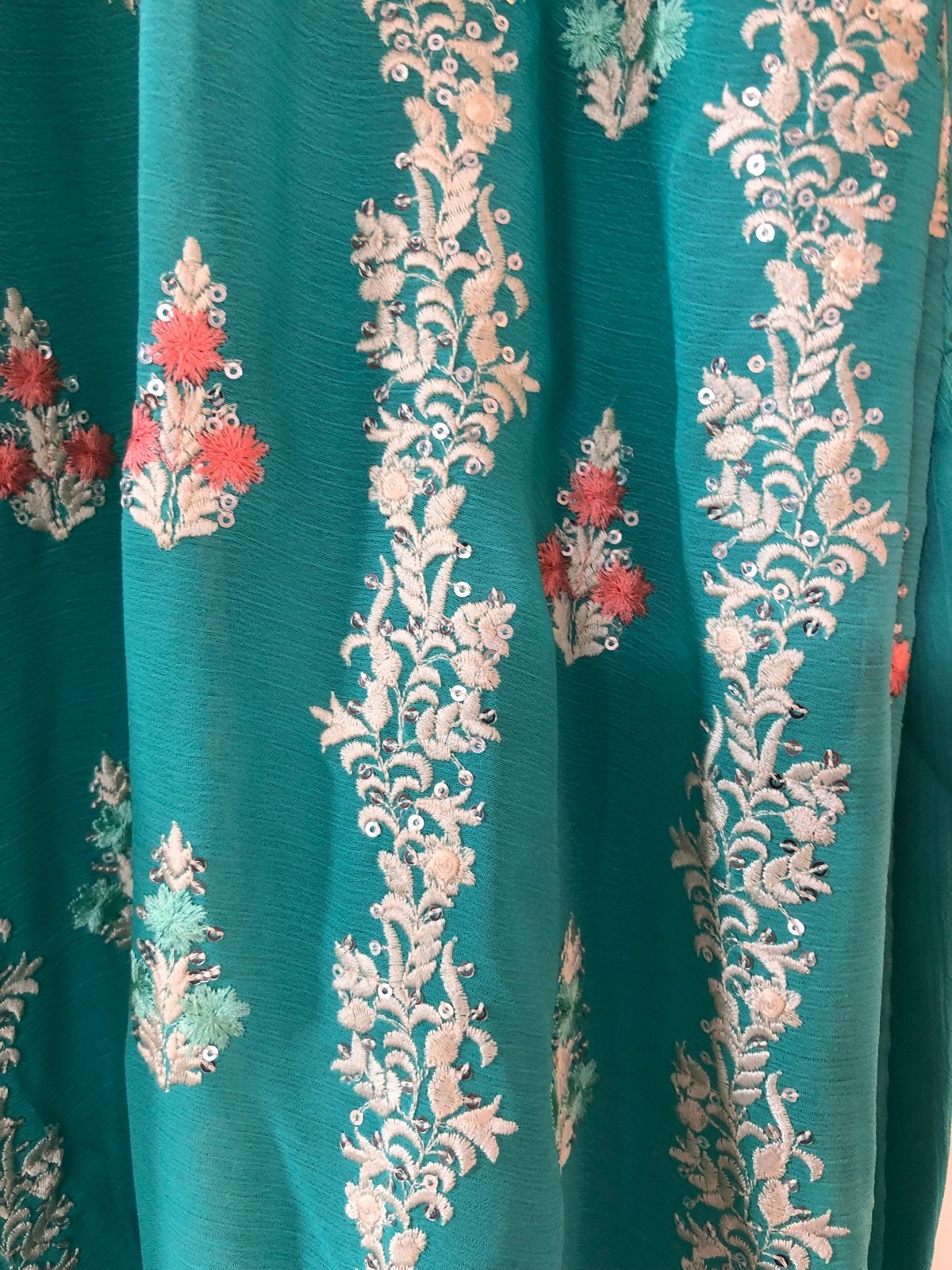 Bollywood Salwaar Kamiz - Turquoise met borduursels, Ophalen of Verzenden, Zo goed als nieuw, Maat 38/40 (M), Meerkleurig