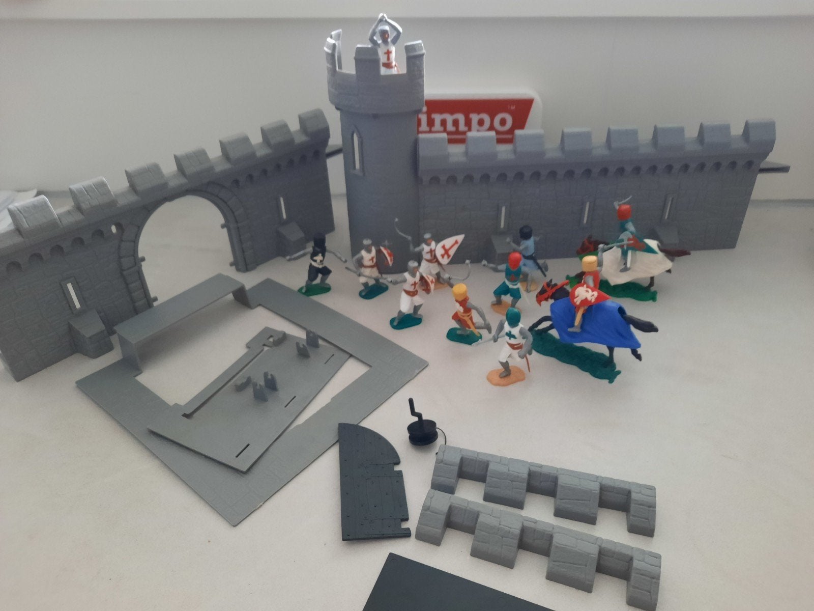 timpo toys ridders met kasteel delen, Ophalen of Verzenden, Gebruikt