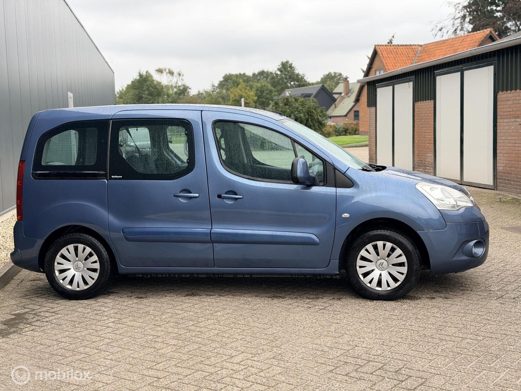 Citroen Berlingo combi 1.6-16V Cinqspace LAGEKM/NAP, Auto's, Voorwielaandrijving, Gebruikt, 4 cilinders, Blauw