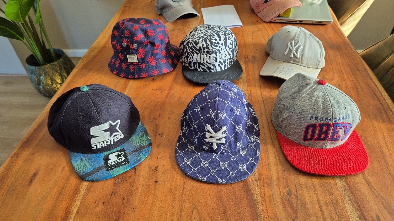 Diverse collectie petten en hoeden, Ophalen of Verzenden, Gedragen, One size fits all, Pet