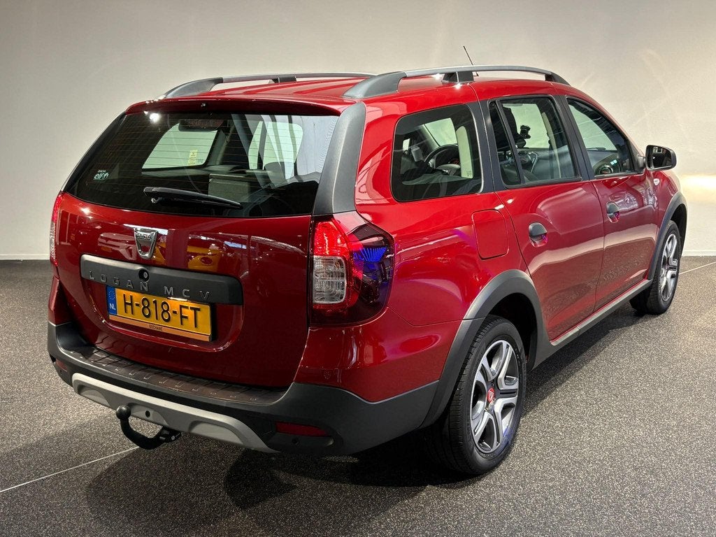 Dacia Logan MCV 0.9 TCe Tech Road | Camera | Trekhaak | Airc, Auto's, 898 cc, Stof, Gebruikt, Met garantie (alle)