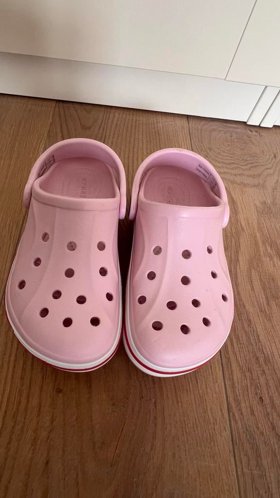 Nieuwe CROCS sandalen C11 (EU 28) - Lichtroze, Ophalen of Verzenden, Nieuw, Jongen of Meisje, Schoenen