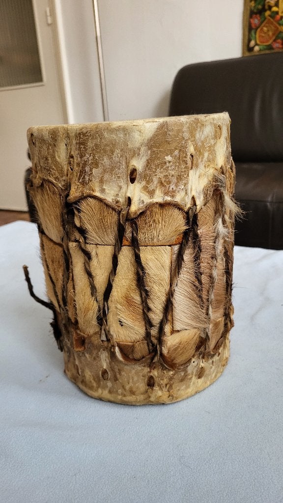 Originele Afrikaanse Lederen djembe ~ trommel, Antiek en Kunst, Kunst | Niet-Westerse kunst, Ophalen, Handgemaakt