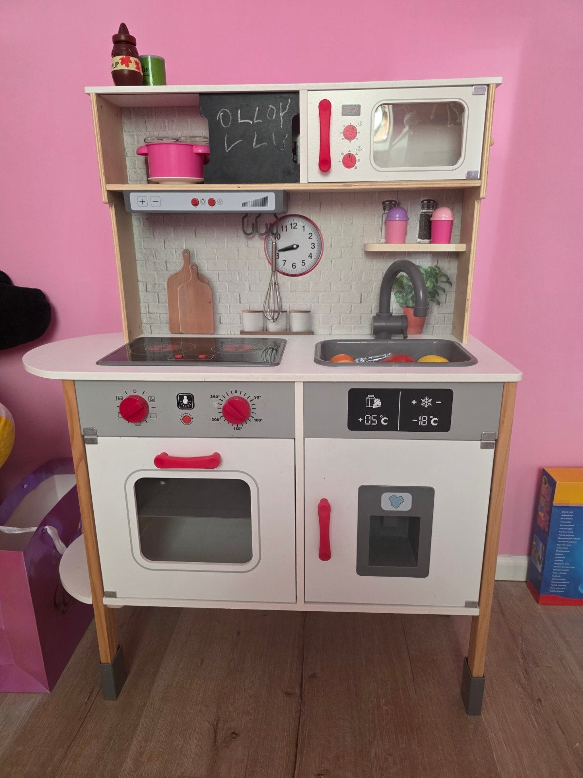 Houten speelkeuken met licht en geluid, Ophalen, Zo goed als nieuw, Knutselen, Met licht