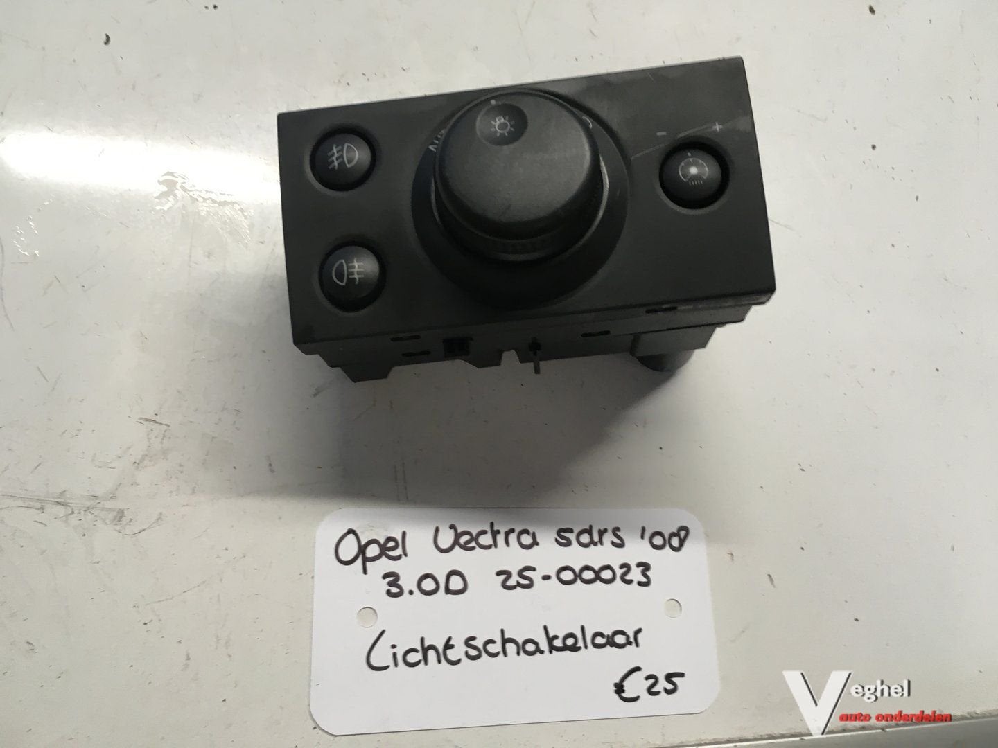 Opel Vectra 3.0 Diesel 5drs 2008 2500023   Lichtschakelaar