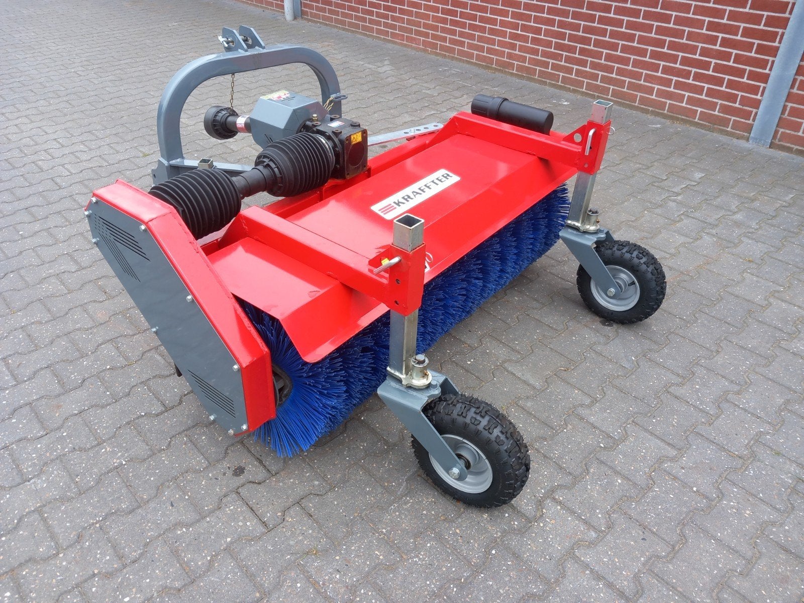 veegmachine rolbezem veger mini trekker tractor, Ophalen