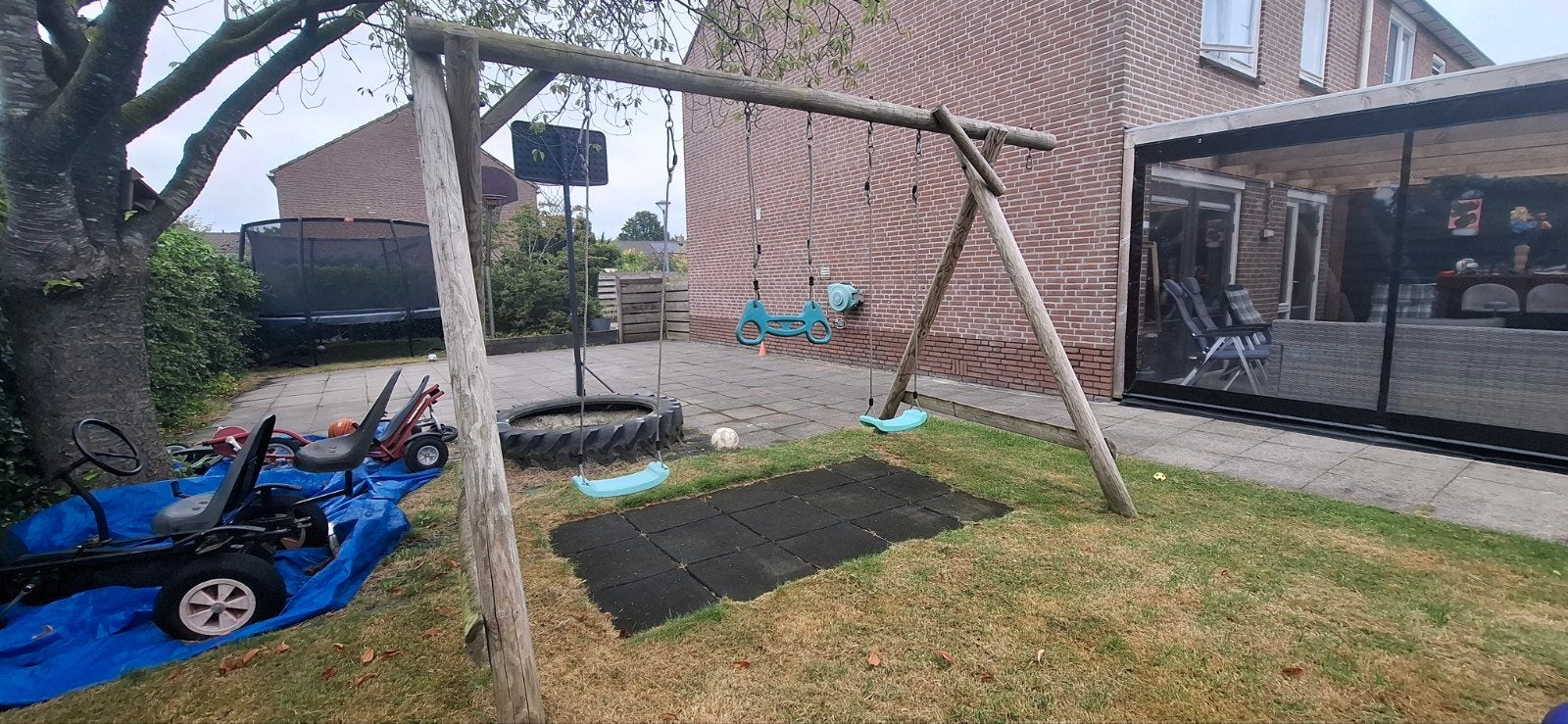 Houten schommelframe met 3 schommels, Kinderen en Baby's, Speelgoed | Buiten | Speeltoestellen, Ophalen, Gebruikt, Schommel