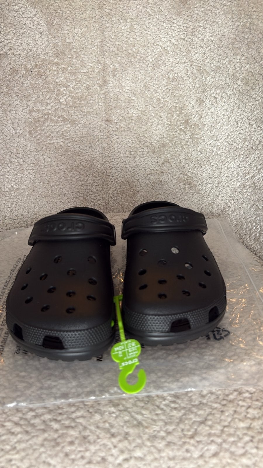 Nieuwe zwarte Crocs Classic klompen, maat 36-37, Verzenden, Nieuw, Zwart, Slippers