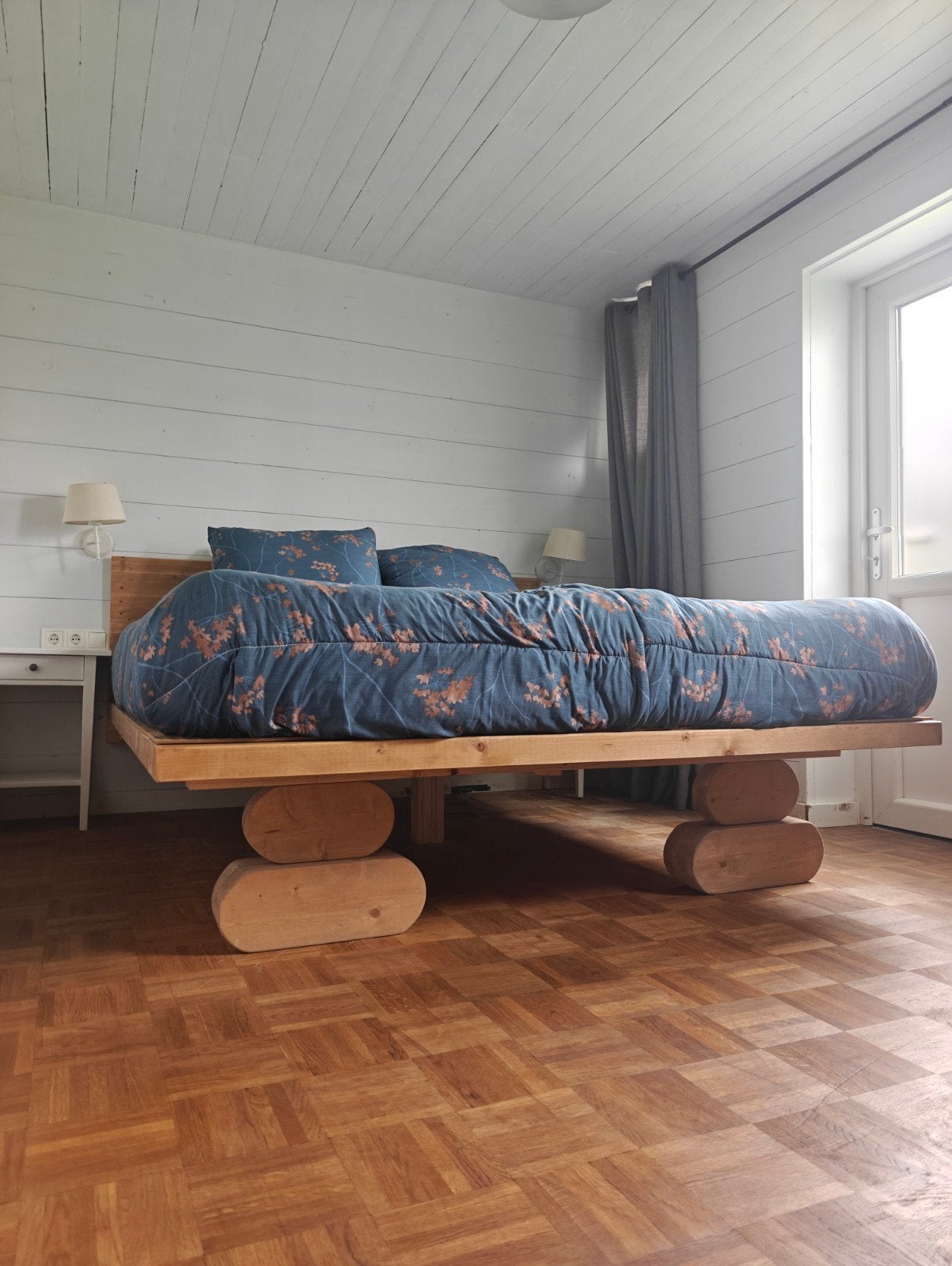 Handgemaakt houten bed 180x200, Ophalen, Gebruikt, Bruin, Tweepersoons