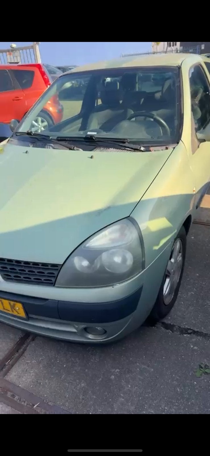 Clio rijdt schakelt perfect apk maart 2027, Auto-onderdelen, Ophalen of Verzenden, Bumper