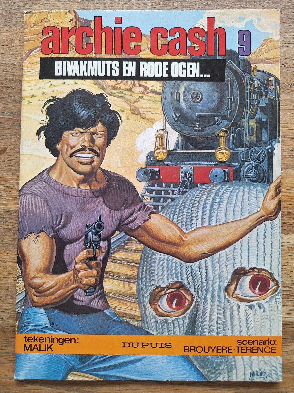 Archie Cash 9: Bivakmuts en Rode Ogen - Stripboek, Gelezen, Eén stripboek, Ophalen of Verzenden, Malik, Brouyère, Terence