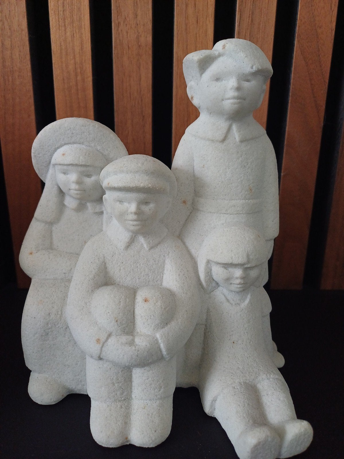 Marbell Stone Art België - Familie Beeldje, Groep mensen, Minder dan 20 cm, Ophalen of Verzenden, Handgemaakt