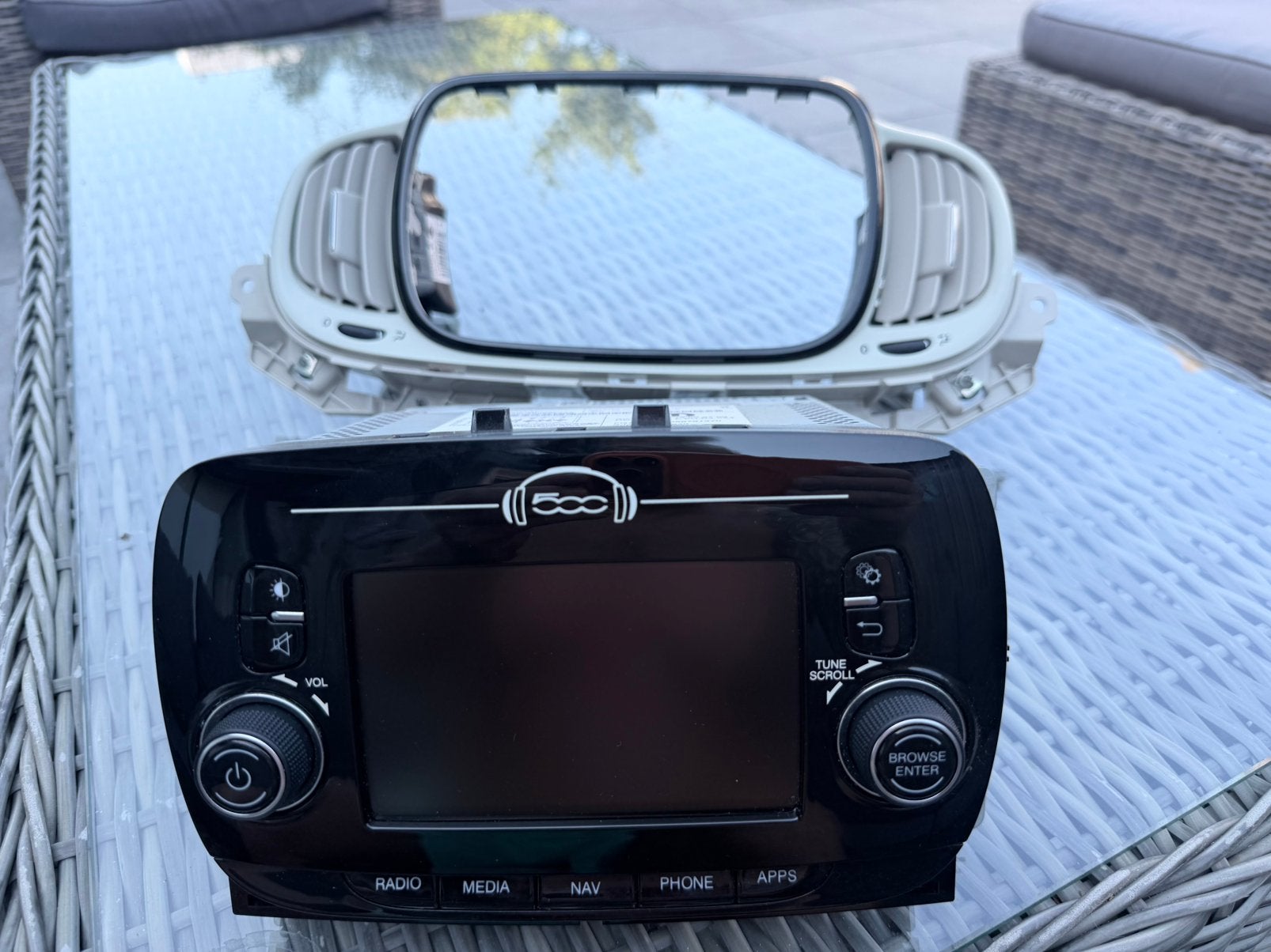 Fiat 500 radio 5 inch, Ophalen of Verzenden, Zo goed als nieuw