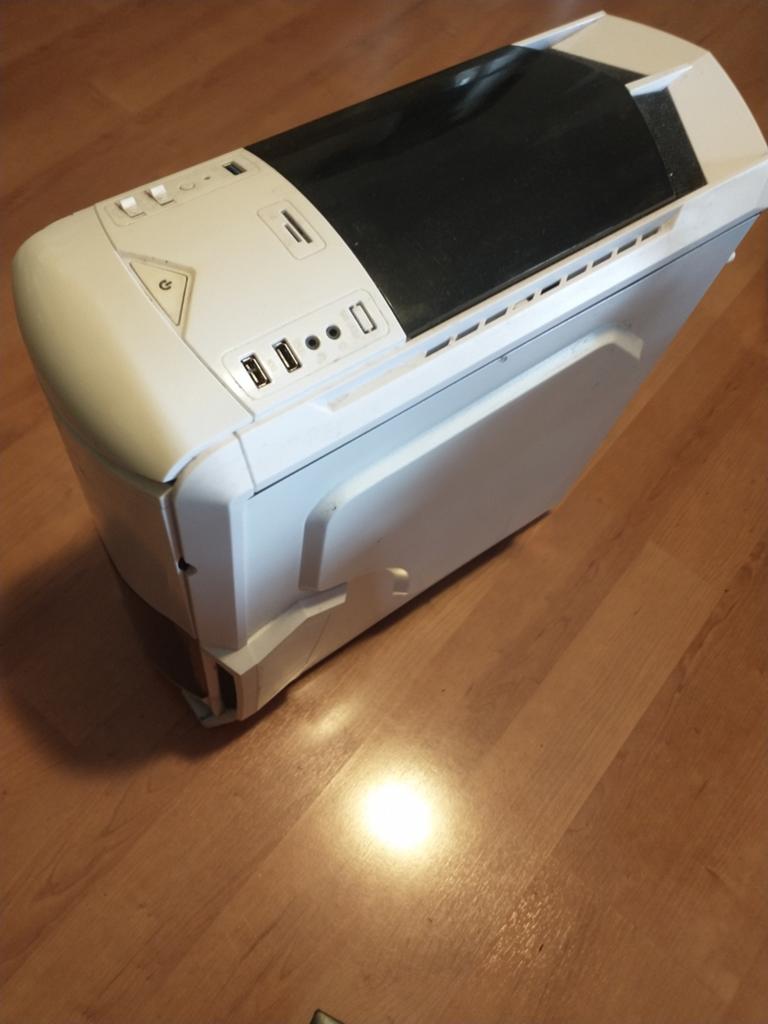 Gaming computer - Zonder OS - 3070Ti - i7 7700k, Computers en Software, Desktop Pc's, Gebruikt, 4 Ghz of meer, HDD, 32 GB, Met videokaart
