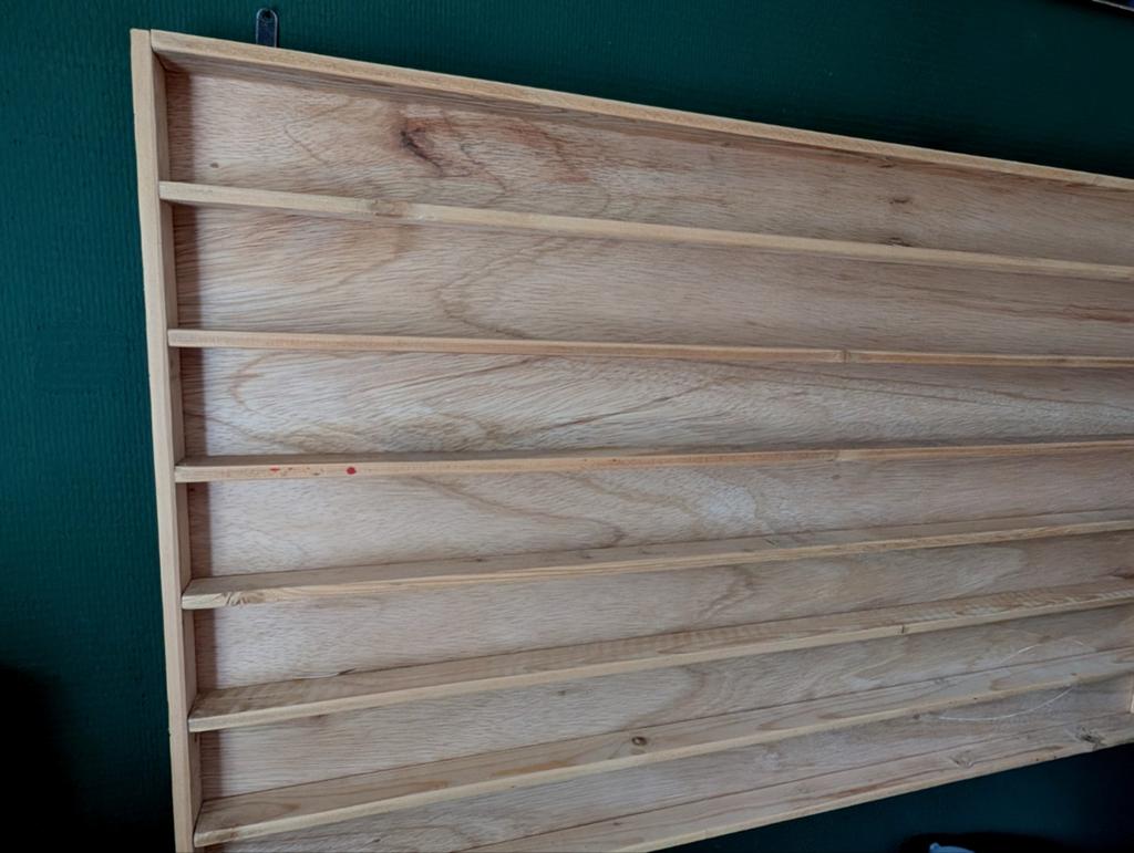 Rek wandrek hout edelstenen treinen auto's wandkast, Ophalen of Verzenden, Zo goed als nieuw
