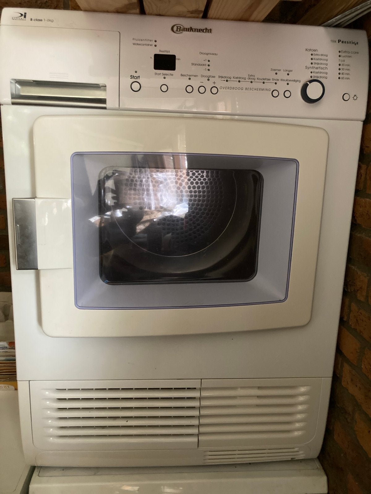 Bauknecht TRK Prestige Wasdroger - 6 kg, Ophalen, 4 tot 6 kg, Zo goed als nieuw, Voorlader
