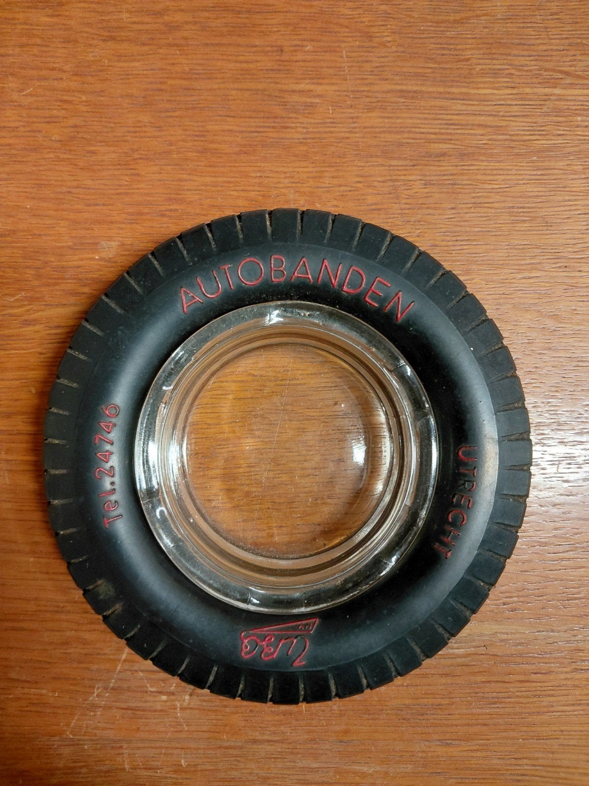 Retro asbak in de vorm van autoband, Ophalen of Verzenden, Gebruikt, Asbak