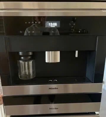 INBOUW MIELE koffiemachine Cappuccino, koffie CVA 6401, Witgoed en Apparatuur, Koffiezetapparaten, Ophalen, Afneembaar waterreservoir