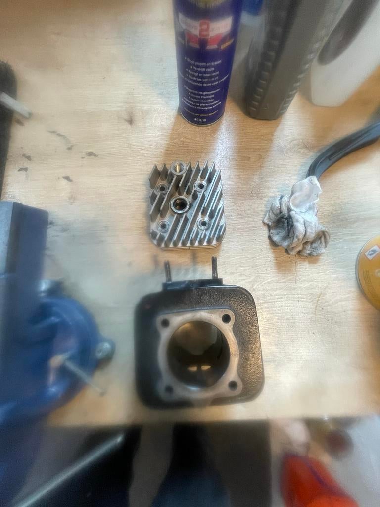 DR70 Cilinder + Cilinderkop (zonder zuiger) - 276km, Ophalen of Verzenden, Zo goed als nieuw, Cilinder