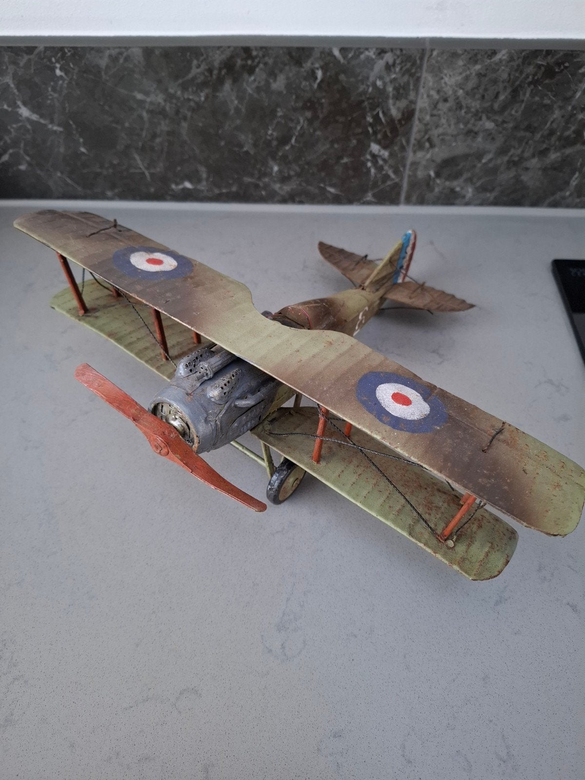 Vintage metal vliegtuig model - Biplane decoratie, Overige merken, Gebruikt, Ophalen of Verzenden, Groter dan 1:72