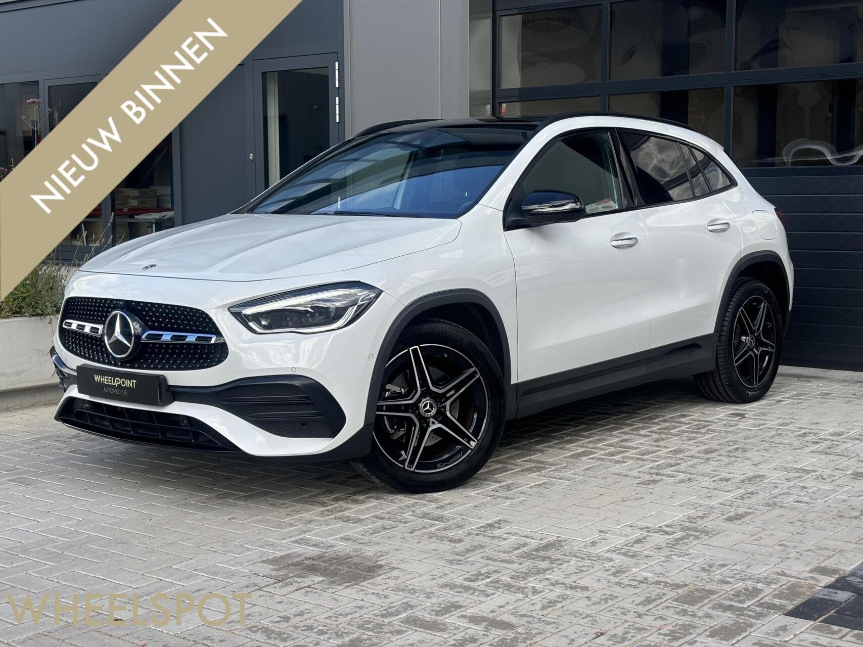 Mercedes GLA-klasse 250 e AMG|Pano|Sfeer|CarPlay|Stoelverwar, Auto's, 77 km/l, Wit, 218 pk, Bedrijf