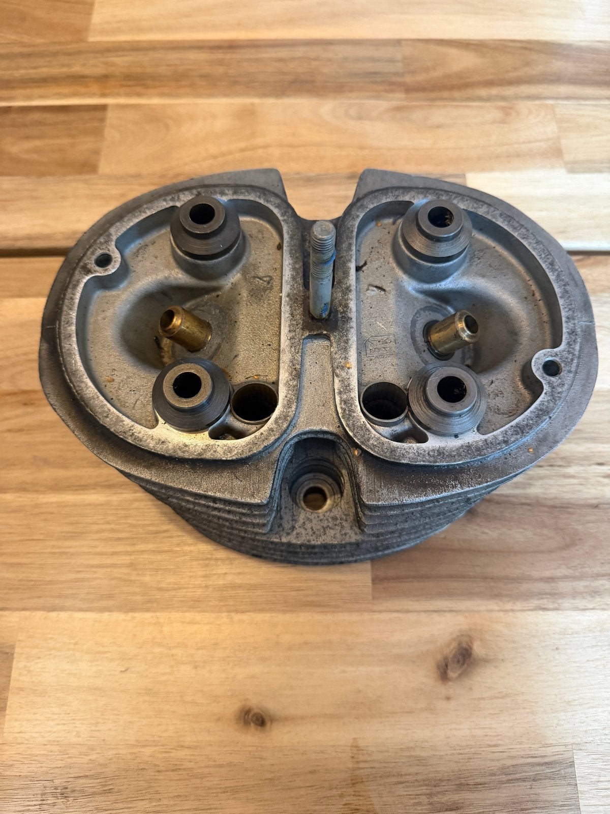 Cilinderkop BMW R80/7 links 1264572 nieuw schroefdraad nodig, Ophalen of Verzenden, Gebruikt