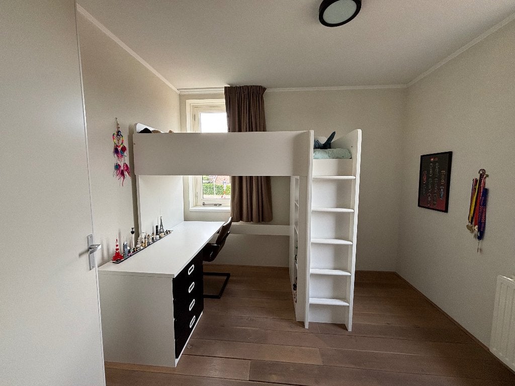 IKEA STUVA hoogslaper met bureau, kast en extra kast, Ophalen, Eenpersoons, 210 cm, Zo goed als nieuw
