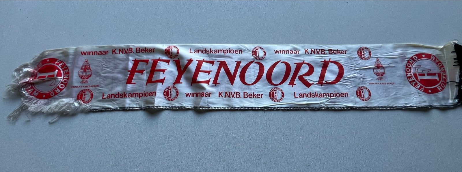 Oude Feyenoord sjaal kampioen en beker 83/84, Ophalen of Verzenden, Gebruikt, Feyenoord, Vaantje of Sjaal