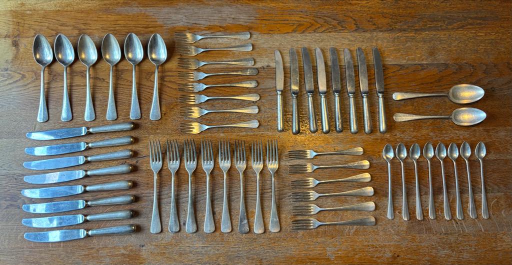 Verzilverd bestekset SOLA exclusief 100 met extra lepels, Ophalen of Verzenden