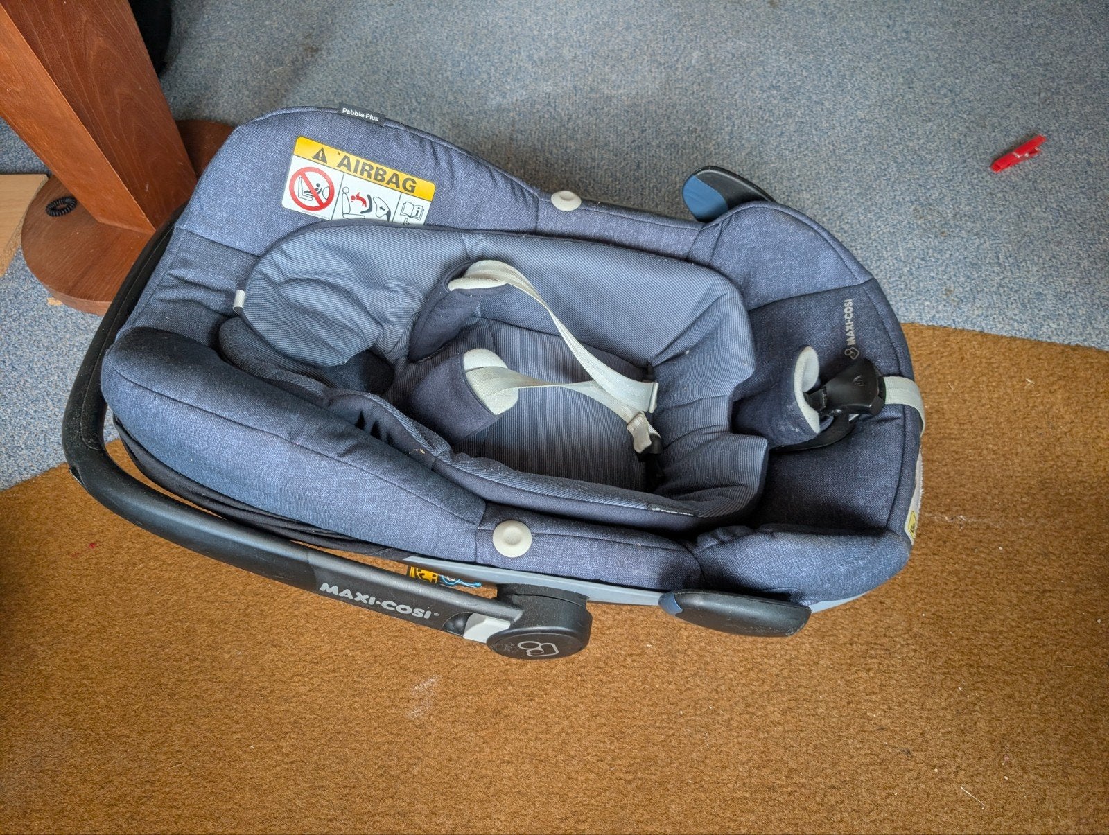 Maxi-Cosi Pebble Plus autostoel, Ophalen, Autogordel, Zo goed als nieuw, 0 t/m 13 kg