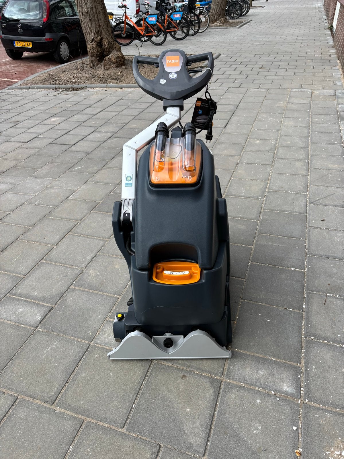 TASKI procarpet 45 Tapijtreiniger / Schrob-zuigmachine, Ophalen of Verzenden, Zo goed als nieuw, Overige typen