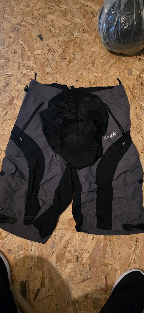 Fietsbroek (M) met zeem, Ophalen of Verzenden, Bovenkleding