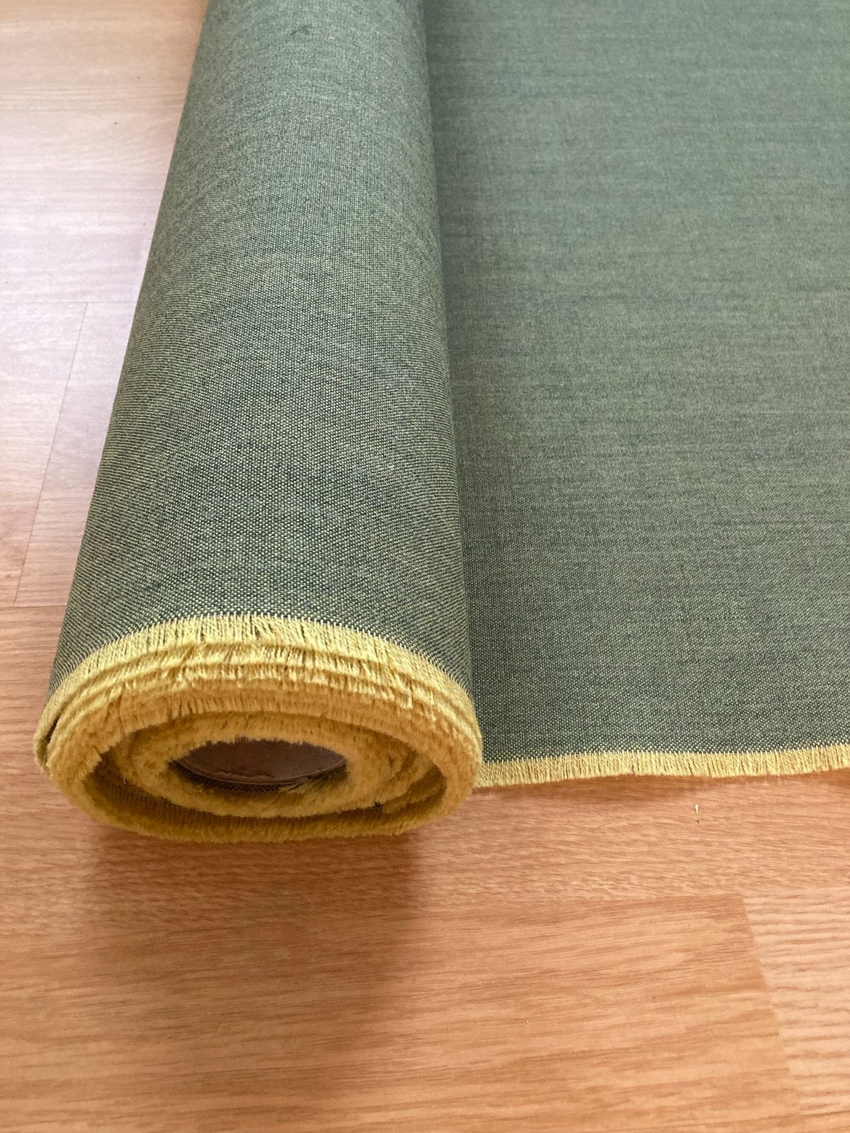 Kvadrat Remix 3 Meubelstof Coupons - Kleur 933, Hobby en Vrije tijd, Stoffen en Lappen, Overige materialen, 120 cm of meer, Ophalen of Verzenden