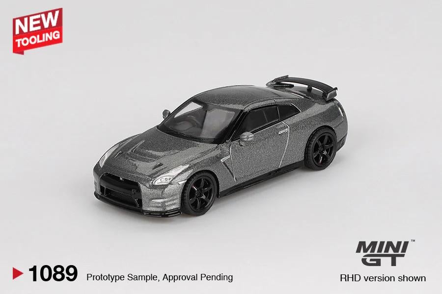 Mini GT Nissan gtr r35, Hobby en Vrije tijd, Ophalen of Verzenden, Zo goed als nieuw, Auto