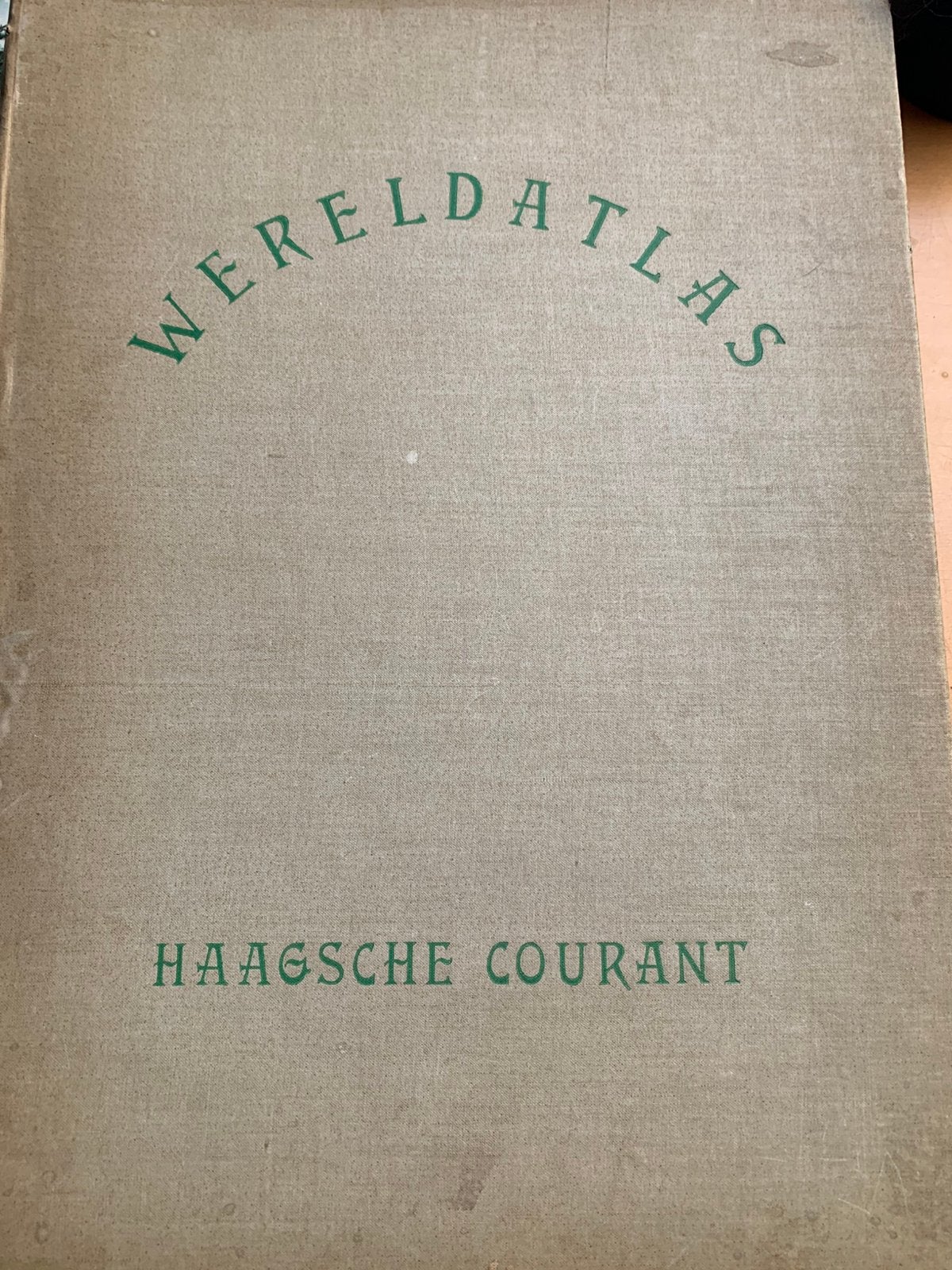 Wereldatlas v haagse courant, Landkaart, 1800 tot 2000, Wereld, Ophalen
