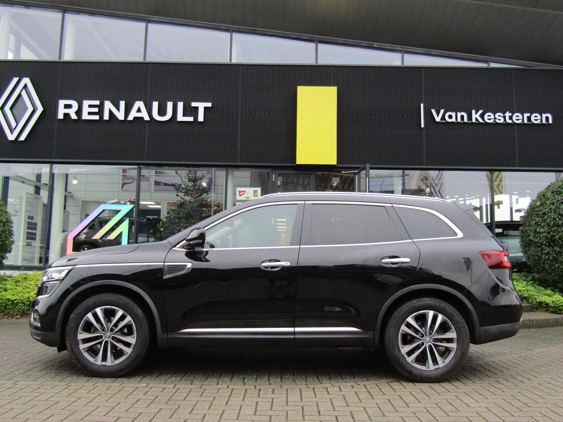 Renault Koleos 1.6 dCi 130pk Intens / Navigatie / Camera / P, Gebruikt, 4 cilinders, 2000 kg, Leder en Stof