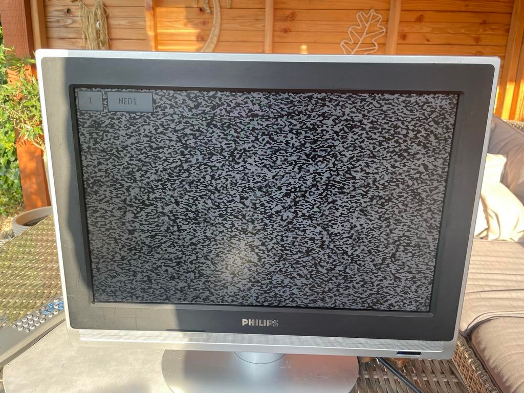 Philips TV 19 inch met HDMI en afstandsbediening., Ophalen, Zo goed als nieuw