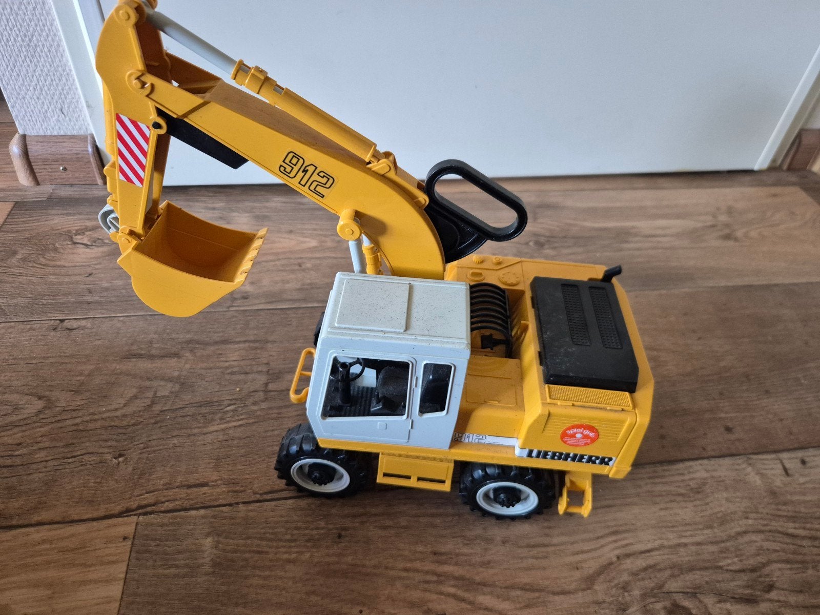 Bruder Liebherr Graafmachine R912 - Oranje Speelgoed, Ophalen of Verzenden, Gebruikt