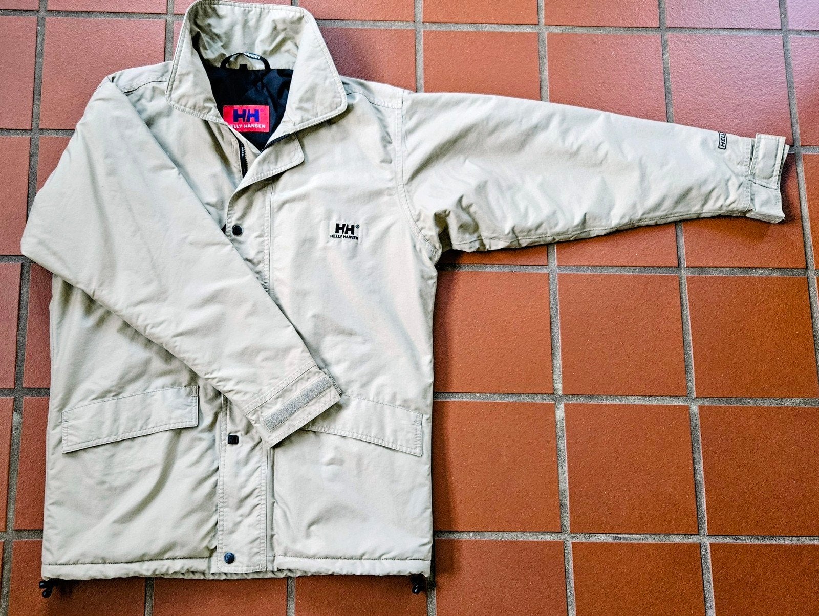 Jack Helly Hansen beige maat S, ademend waterproof zgan, Helly Hansen, Beige, Ophalen of Verzenden, Zo goed als nieuw