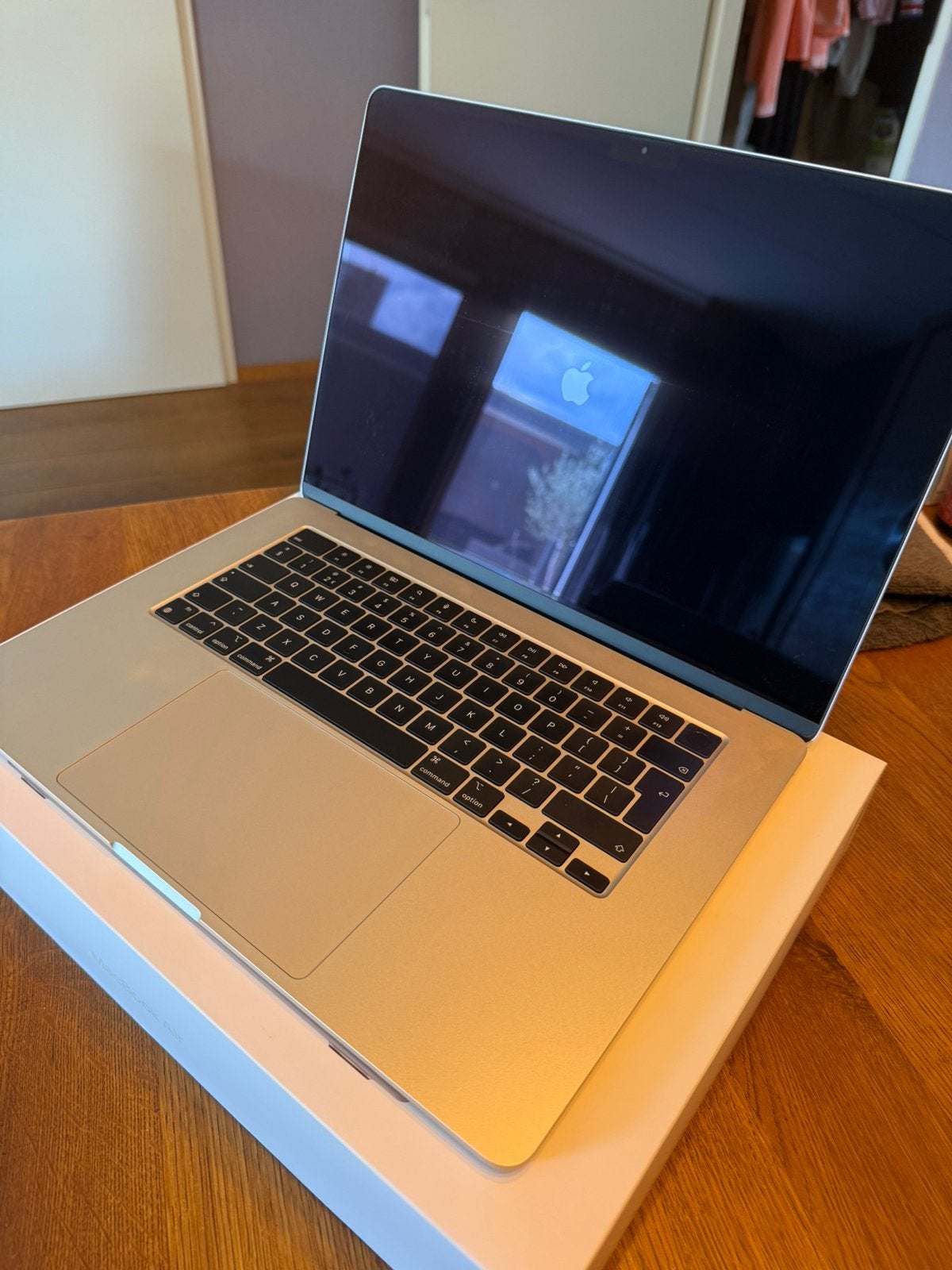 Macbook air M2 15 inch, Ophalen, Zo goed als nieuw, 15 inch, MacBook Air
