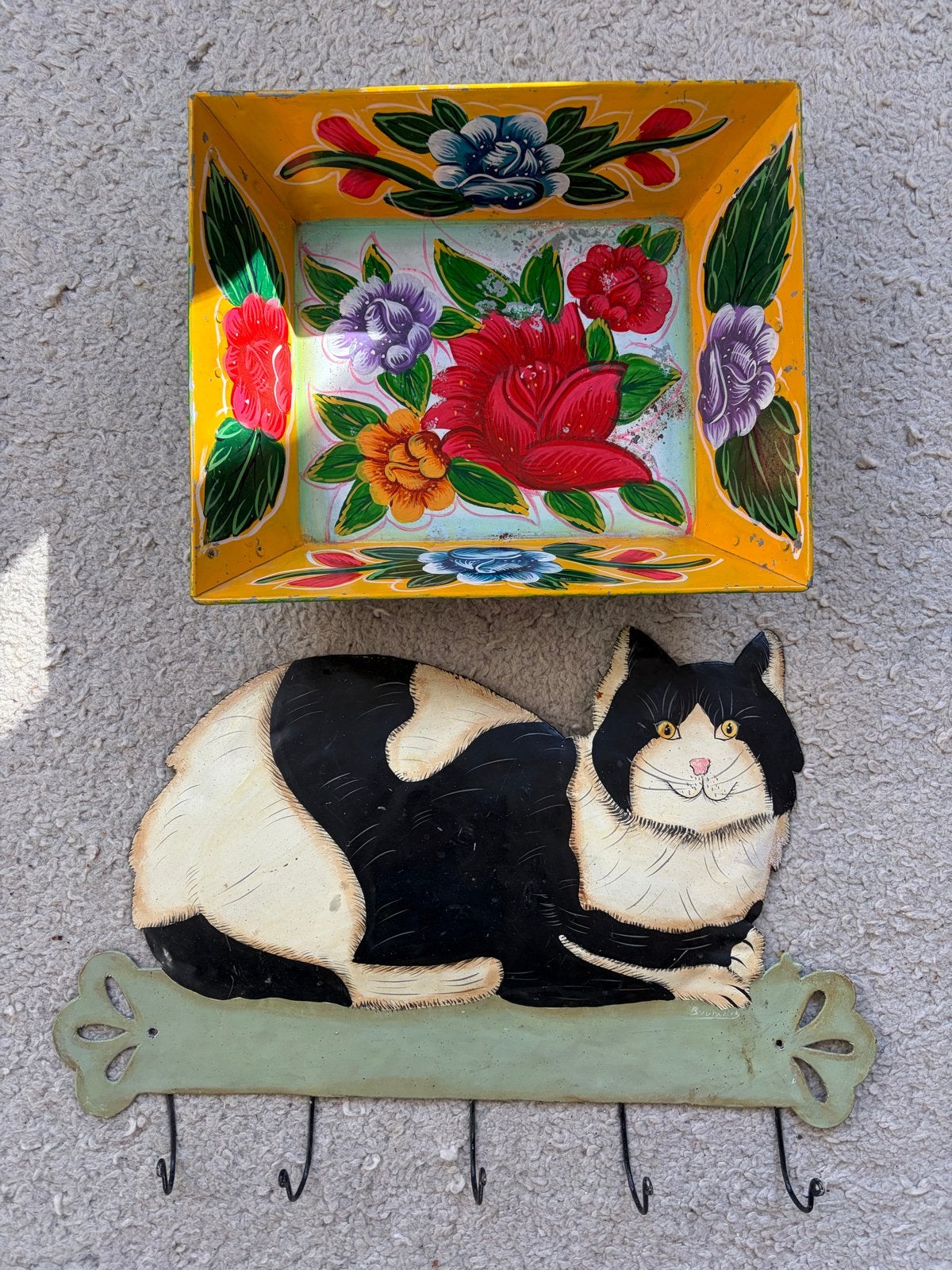 Decoratieve Kat Kapstok en Bloemen Dienblad, Gebruikt, Meerkleurig, Overige stijlen, Ophalen of Verzenden