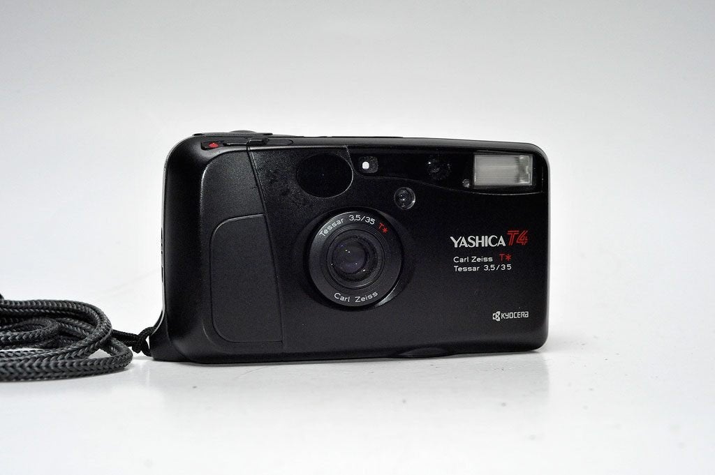 Yashica T4 met Carl Zeiss Tessar lens - Perfecte staat, Ophalen, Zo goed als nieuw, Compact, Overige Merken