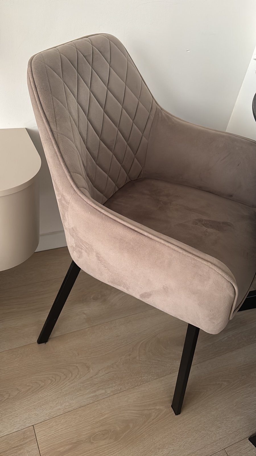 Taupe kleurige eetstoelen 4 stuks, Ophalen, Zo goed als nieuw, Minder dan 75 cm, 50 tot 75 cm