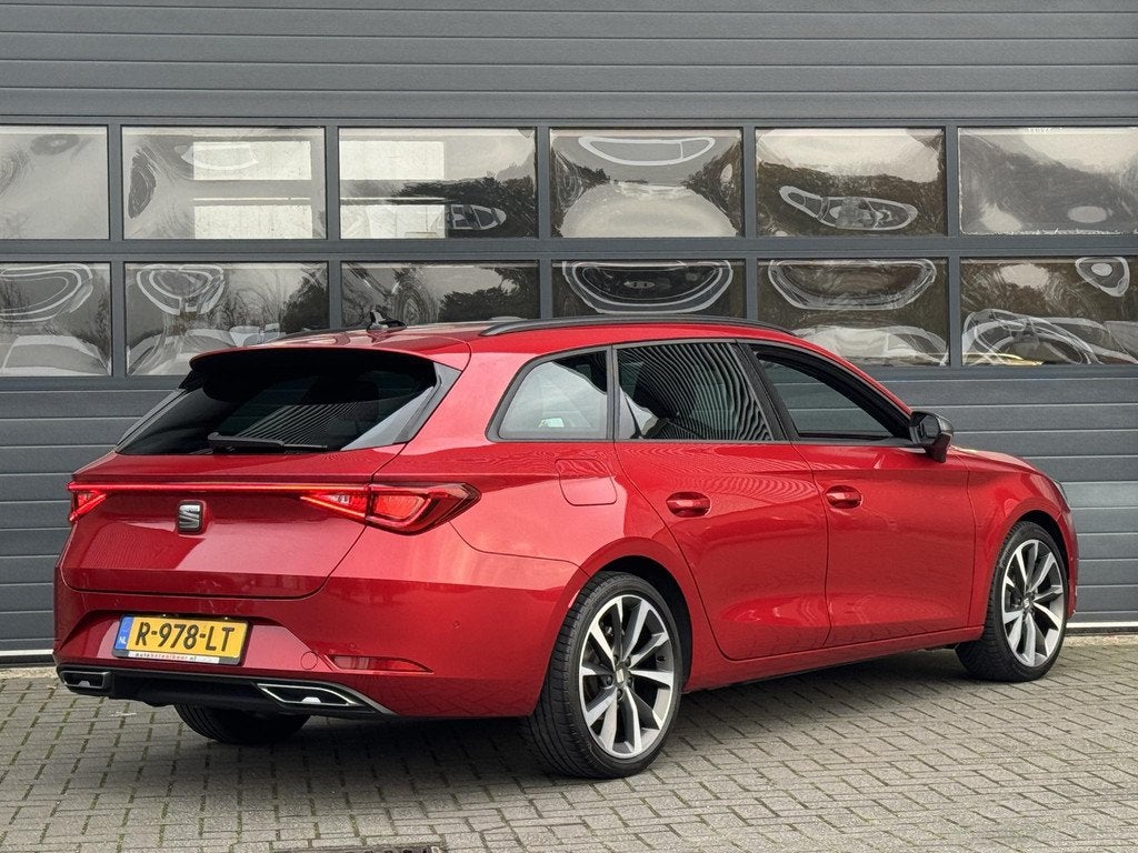 SEAT LEON SPORTSTOURER 1.5 TSI FR BUSINESS INTENSE I SCHUIFD, Auto's, Seat, Voorwielaandrijving, 4 cilinders, Leon, Origineel Nederlands